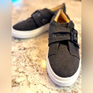 Yellow Box Charcoal Minimalist Sneakers